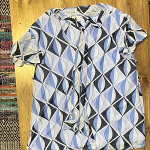Cato Abstract Blue and White Top Professional